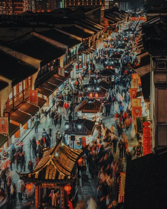 Dongmen Walking Street